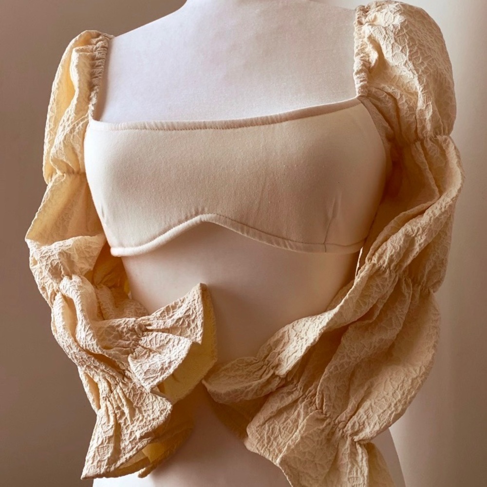 Cream Puff Sleeve Crop Top
